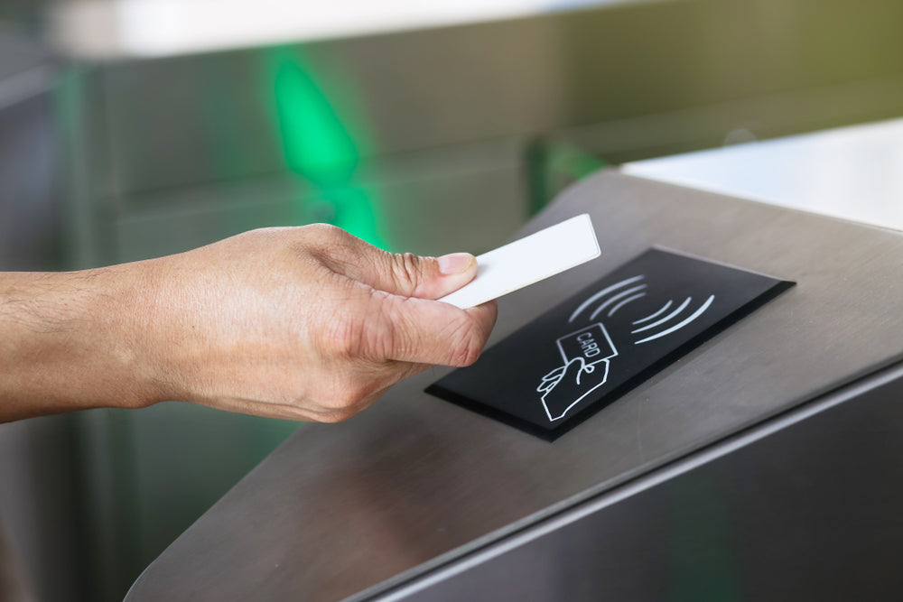 RFID Vs. Prox Cards: What are the differences between them?